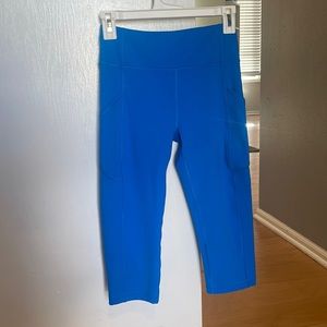 Lululemon Invigorate High-Rise crop legging, size 6